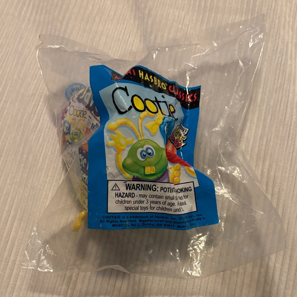 Vtg Cooties Wendy’s kids meal toy in wrapper